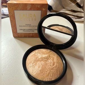 Laura Geller Balance-N-Brighten- Light